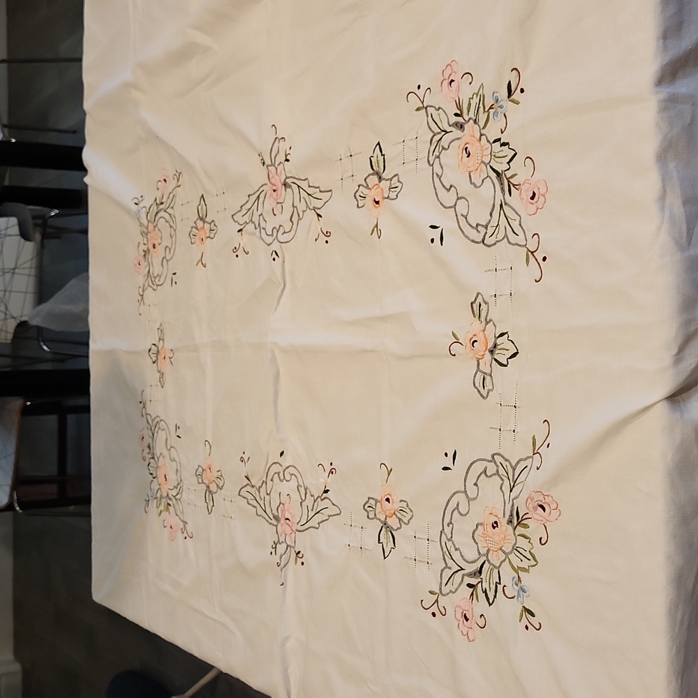 Rectangle Vintage Tablecloth Embroidered White Linen Floral Motif